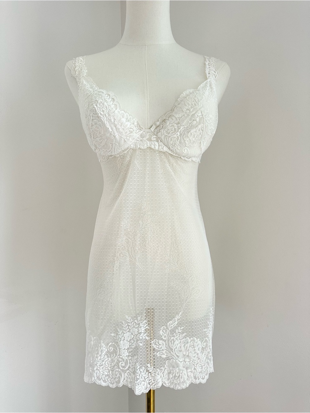 La Perla Elegant White  Lace Chemise - Picture 3 of 9